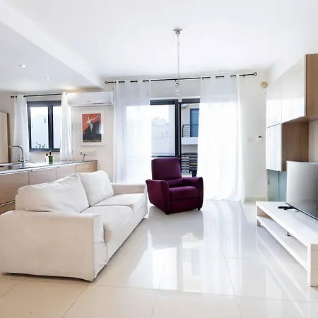 Apartament Modern & Spacious 3 Bedroom - Close To Sliema Promenade